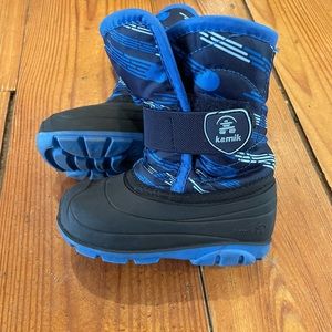 Toddler winter boots Kamik size 8